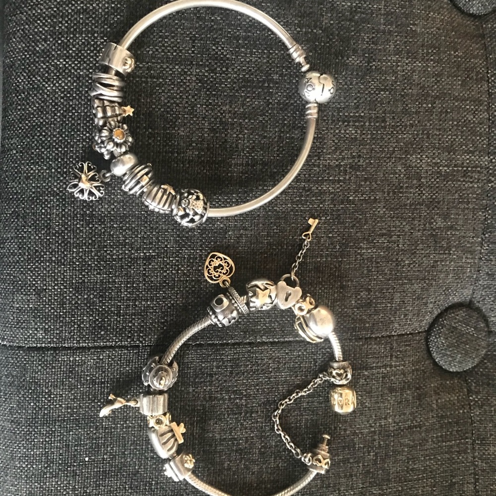 2 Authentic PANDORA bracelet with charm - Picture 2 of 6
